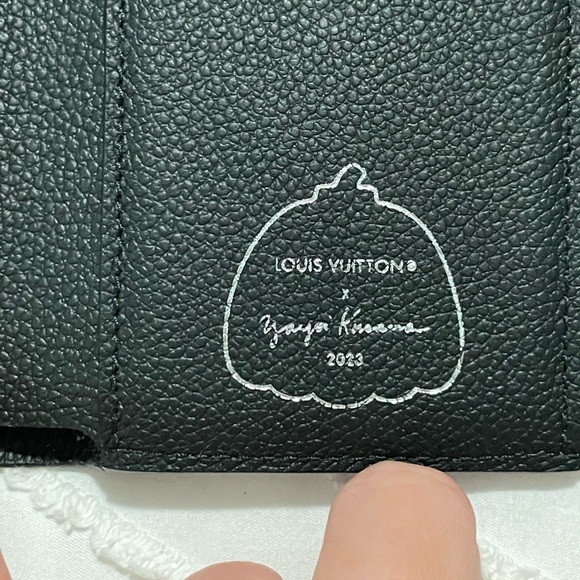 Louis Vuitton x Yayoi Kusama victorine wallet pink and black - Picture 14 of 16